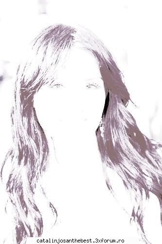 sus era raspunsul catalin dar v-am stiu romana ;;) vedeta asta :p recunoaste vedeta