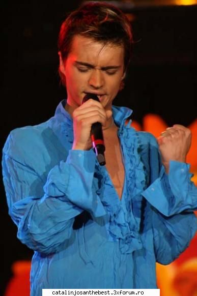 :)  =d  :wink2: uite cateva poze  de la megastar.